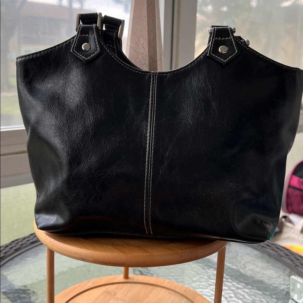 St. John’s bay Black Leather Tote Bag - Picture 3 of 4